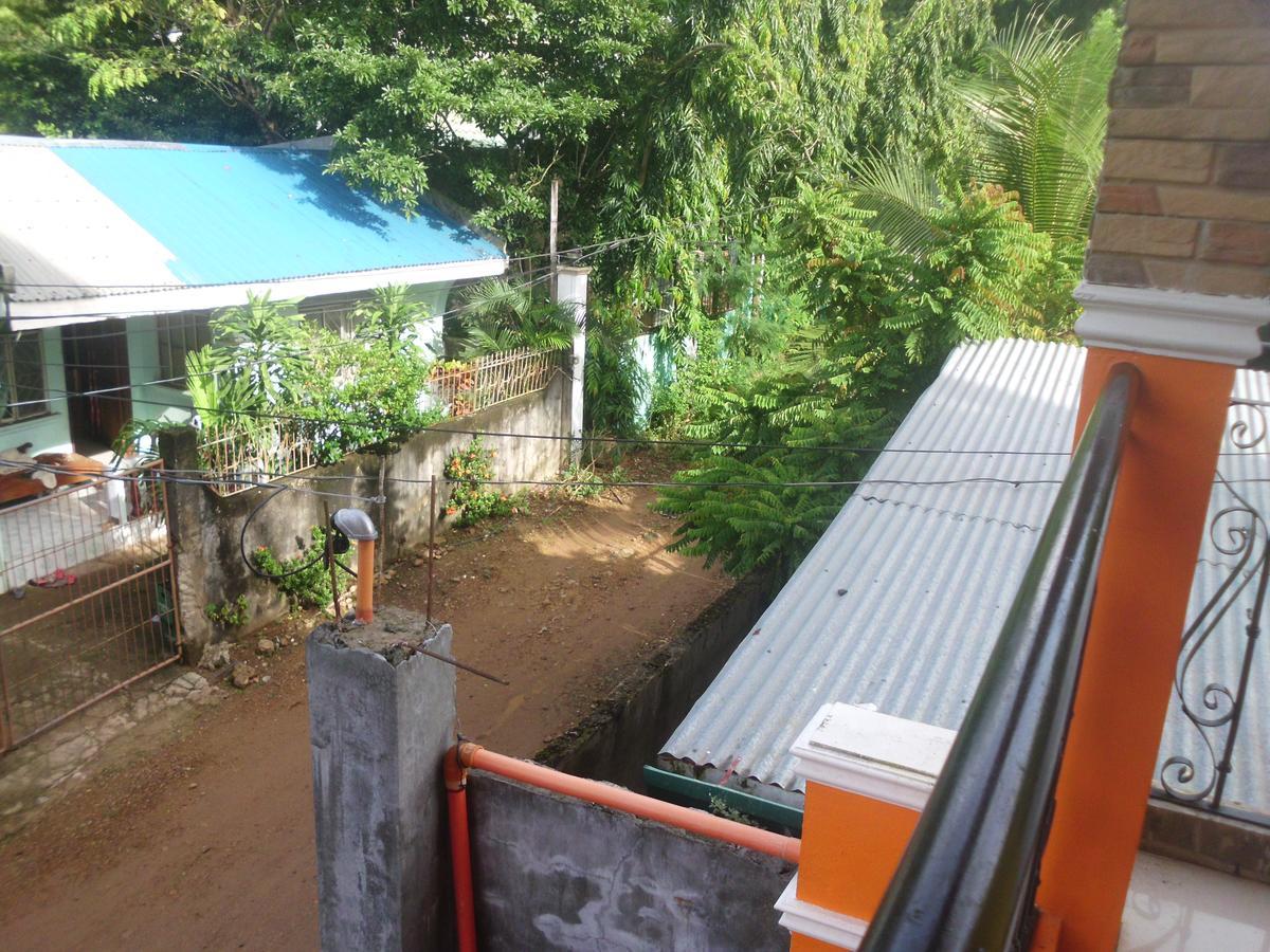 Lan Bless Pension House Coron Esterno foto